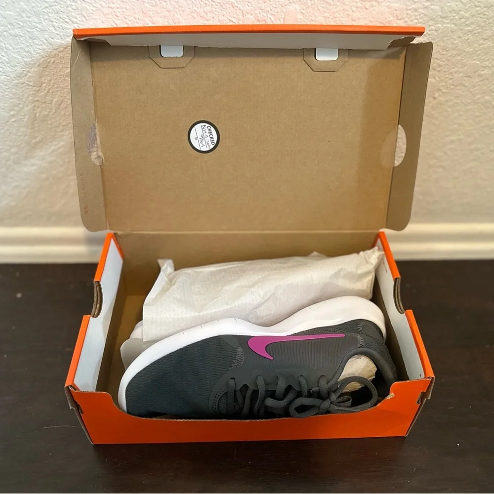 👟 Nike Flex Experience Run 9 Running Shoes - Wide - NWOT 👟 - Picture 4 of 9